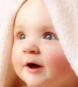 Ребенку 7 месяцев красное горло
