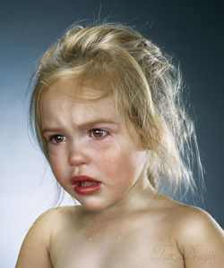 Сопли и слезы у ребенка